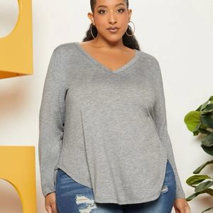 MUST GO!! SHEIN FIT+ Plus V Neck Curved Hem Tee Size 24/26